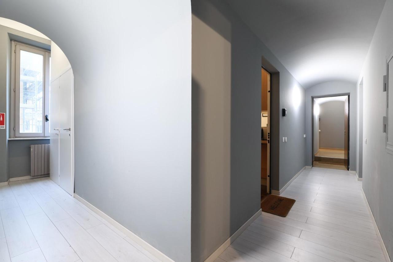 Luminoso Appartamento Con Balcone In Cadorna ミラノ エクステリア 写真
